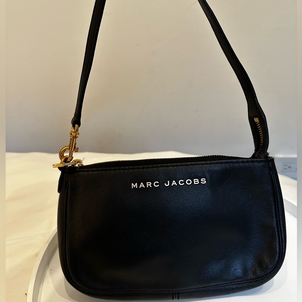 AUTHENTIC Marc Jacobs shoulder bag